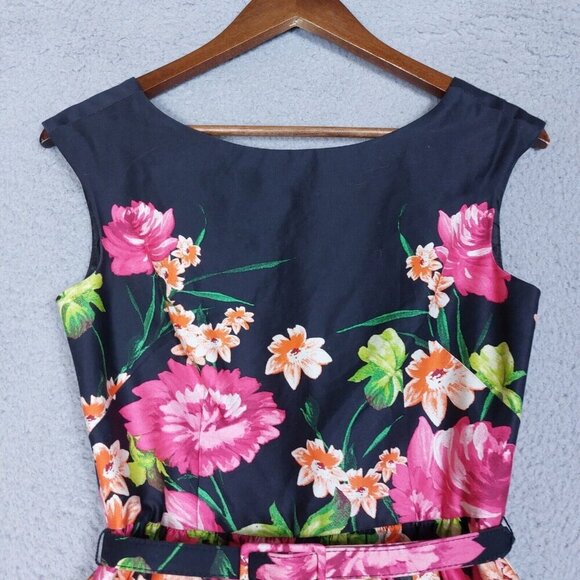 Eliza J Dress Women's 2 Black Rose Print Belted Boat Neck Sleeveless Party - Picture 3 of 16